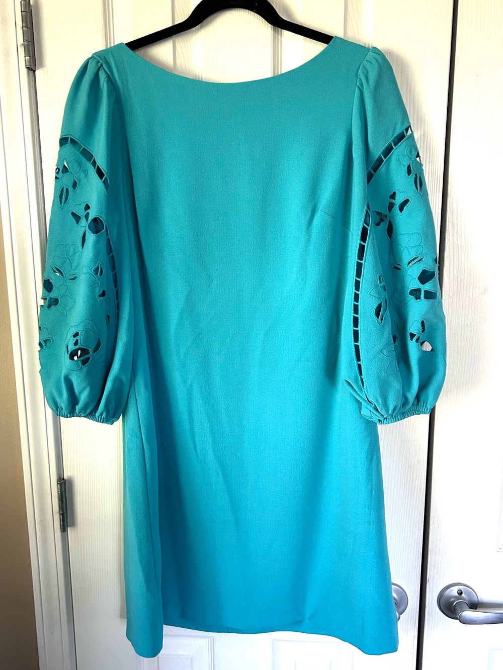 Vince Camuto Aqua Embroidered Sleeve Shift Dress Size 14 NWT